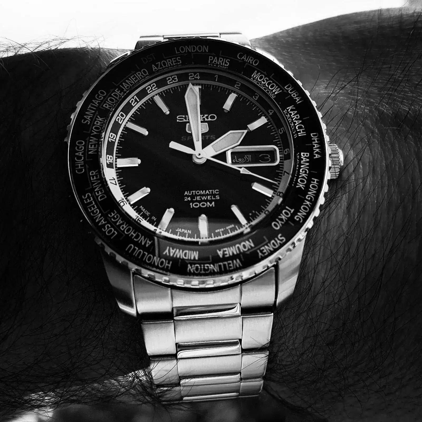 Seiko 5 Sports SRP125 World Time Cal. 4R36 Auto 100M (B&W).webp