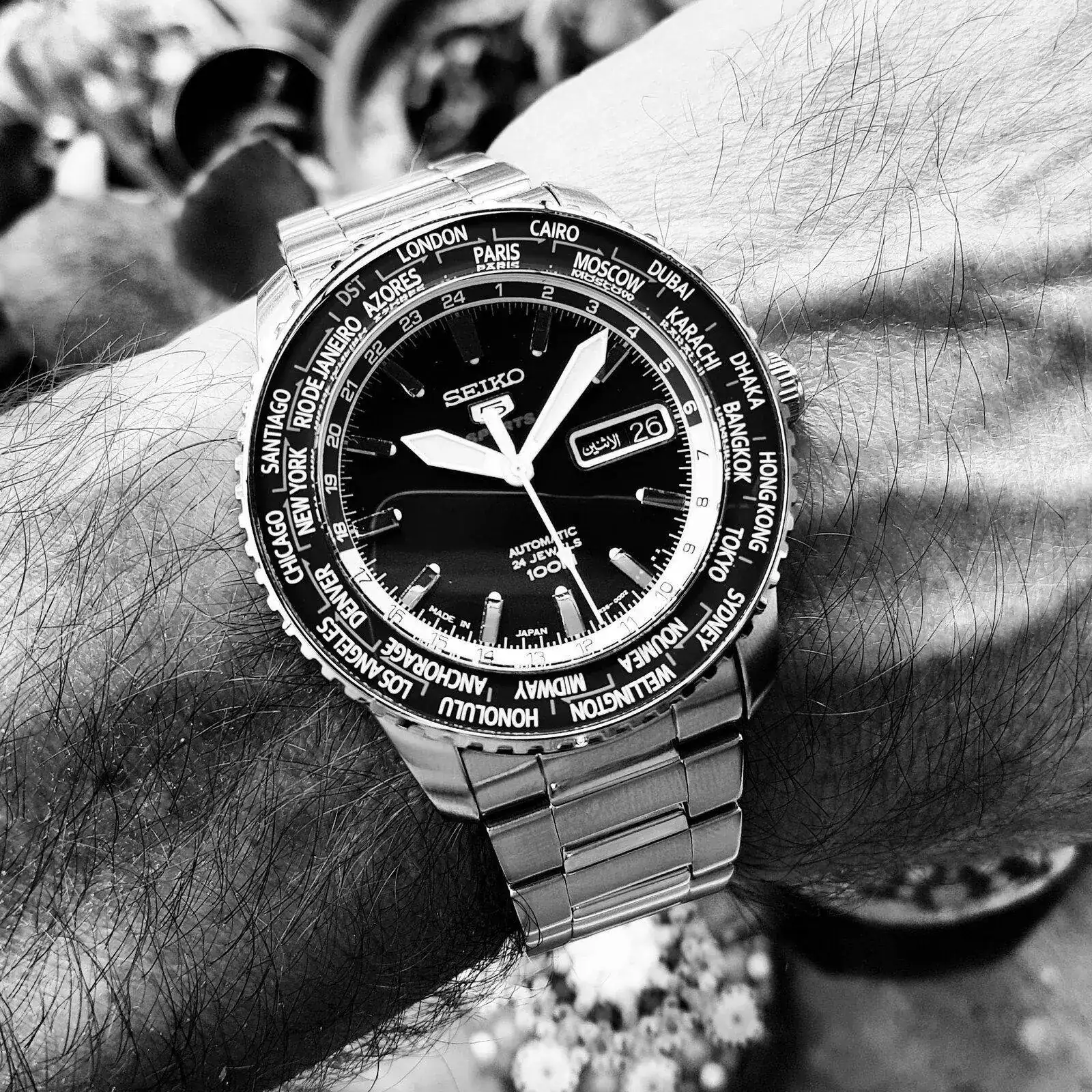 Seiko 5 Sports SRP125 World Time Cal. 4R36 Auto 100M (ByN) (1).webp