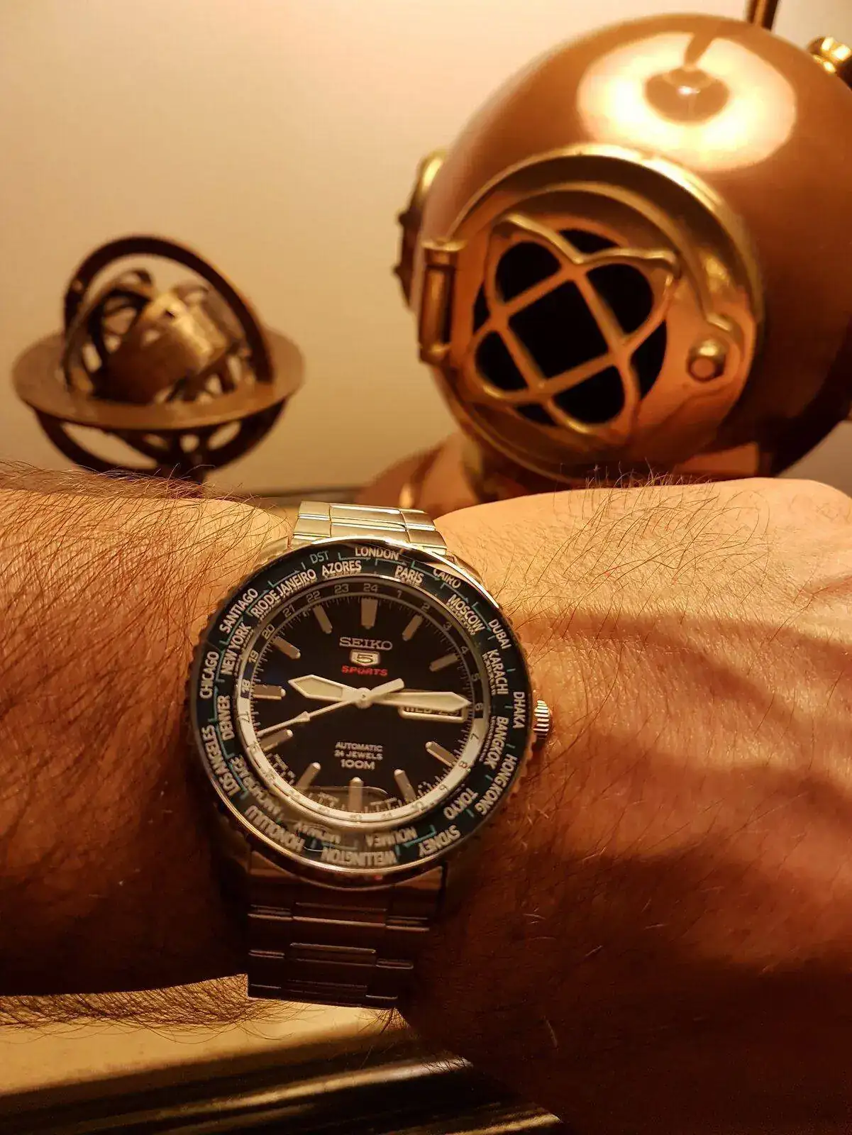 Seiko 5 Sports SRP125 World Time Cal. 4R36 Auto 100M.webp