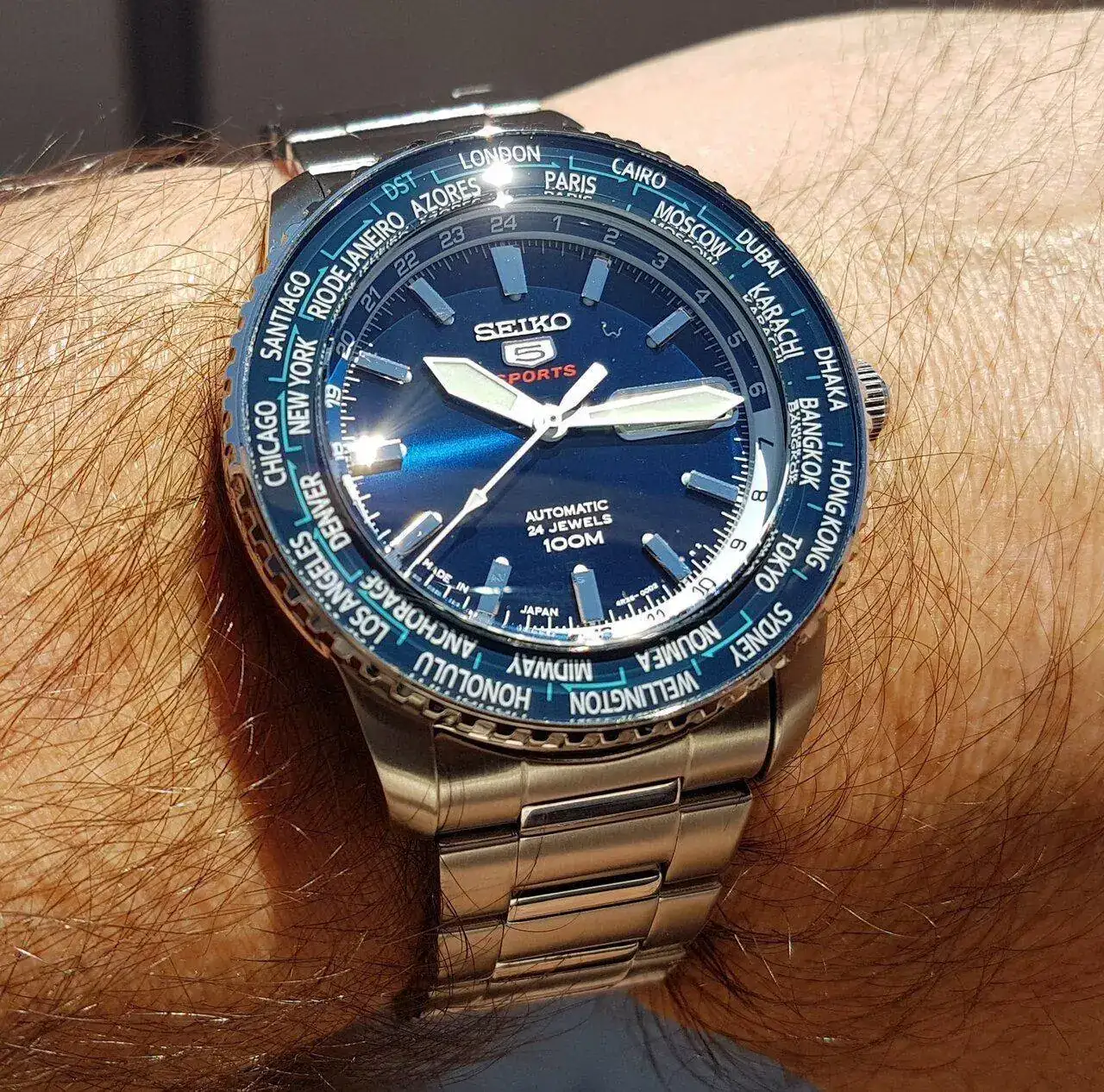 Seiko 5 Sports SRP125 World Time Cal. 4R36 Auto 100M.webp