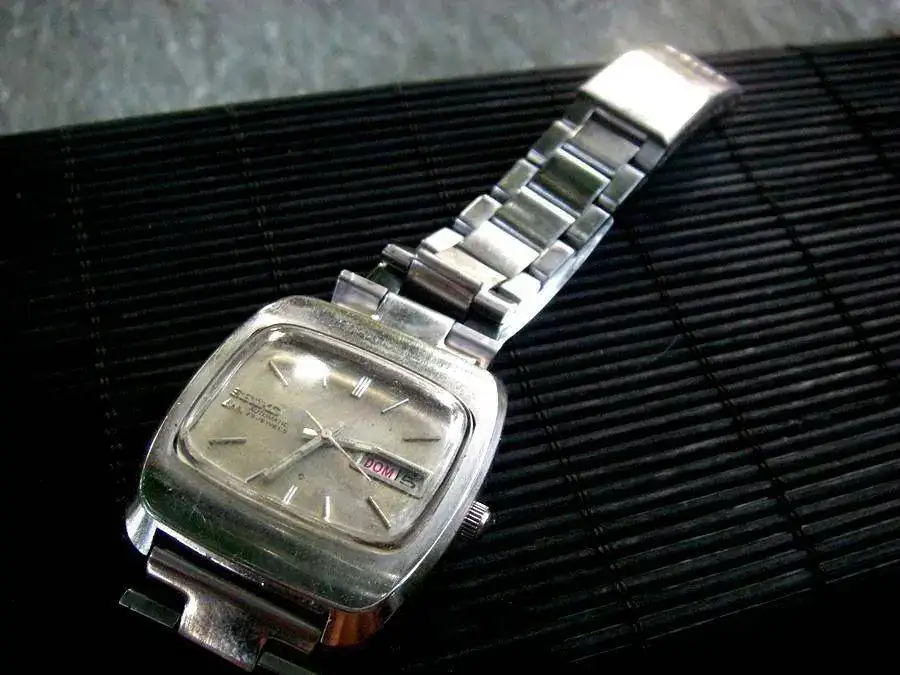 SEIKO 5606-5070 AGOSTO 1975 E .webp