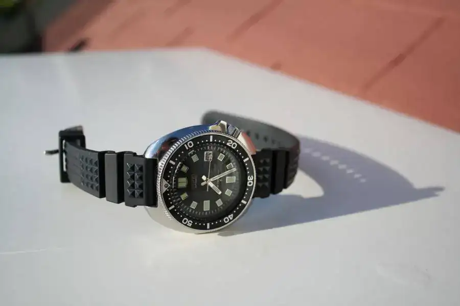 seiko 6105 completo.webp