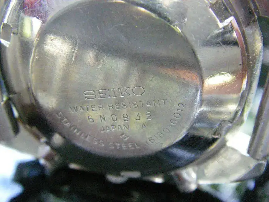seiko 6139-6012 Noviembre 1976 h jpg.webp