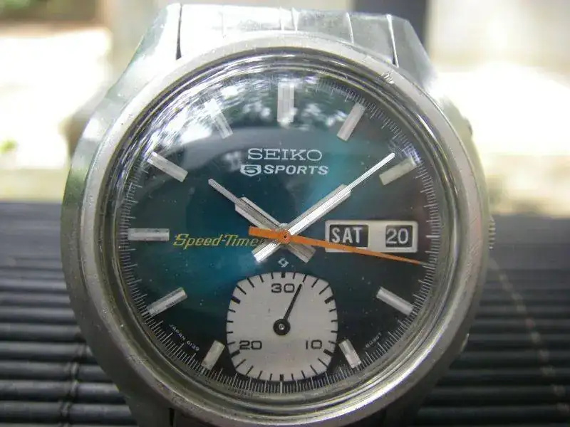 seiko 6139-8050T verde a OCTUBRE 1975.webp