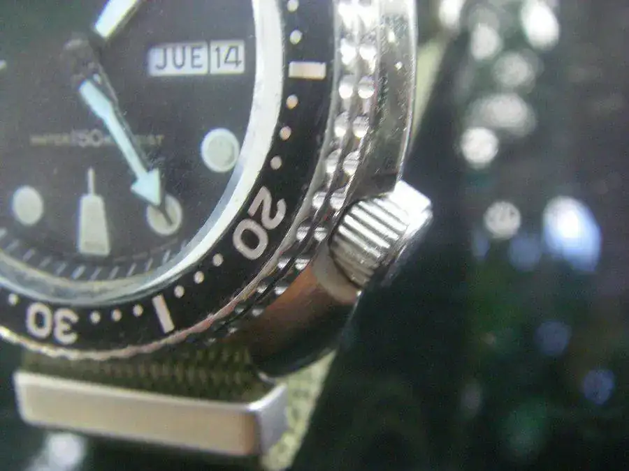 seiko 6309-7049 abril 77 remozado b.webp