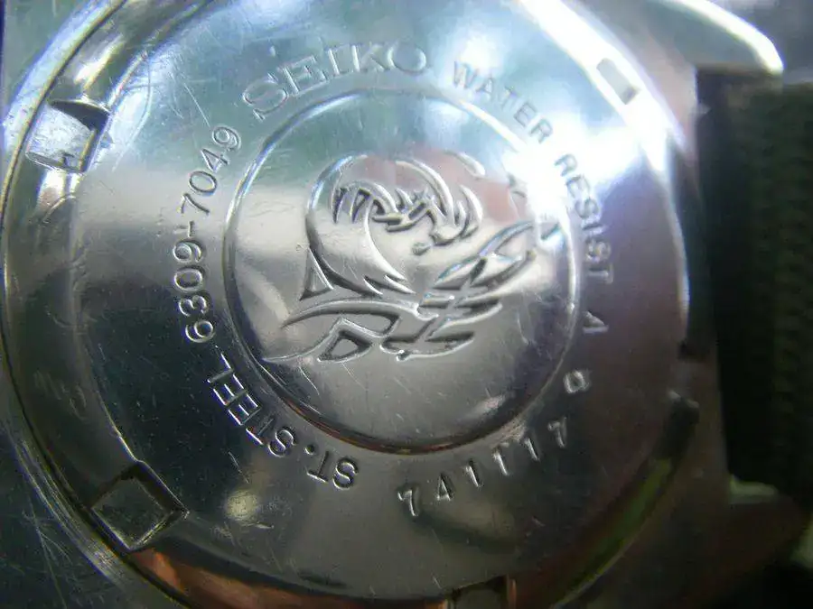 seiko 6309-7049 abril 77 remozado i.webp