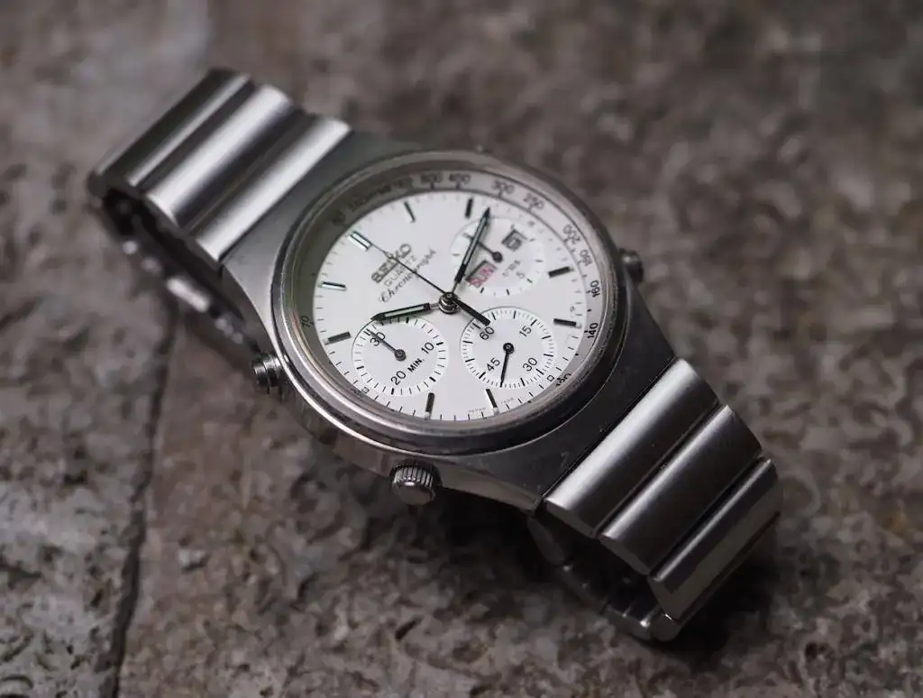 Seiko-7A38-11.webp