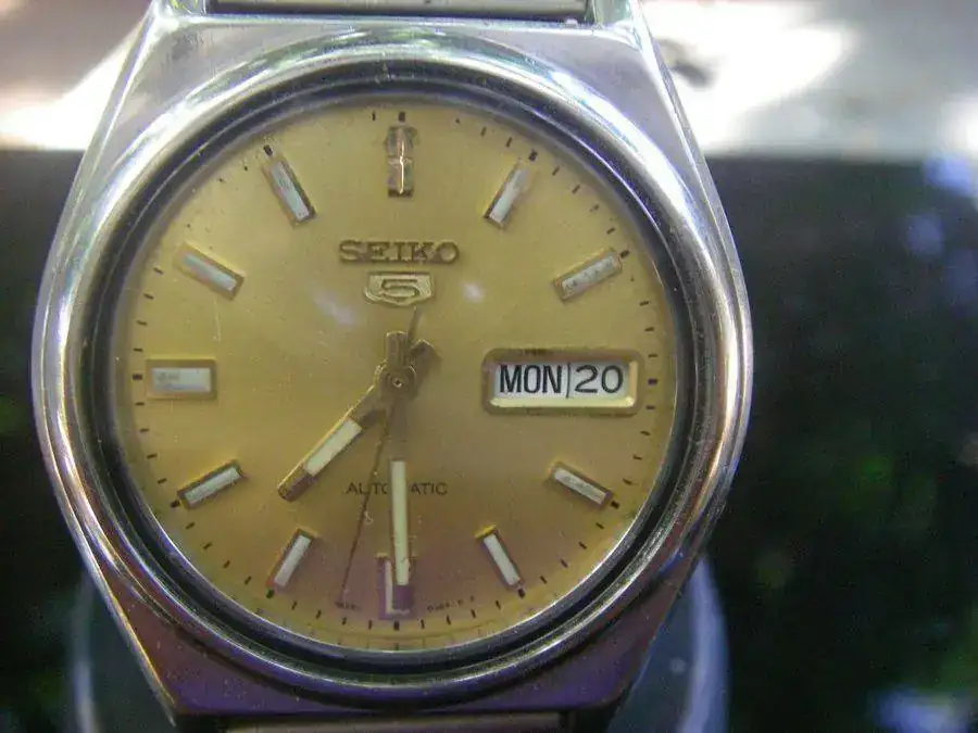 seiko 7S26-3040 JULIO 77 a.webp