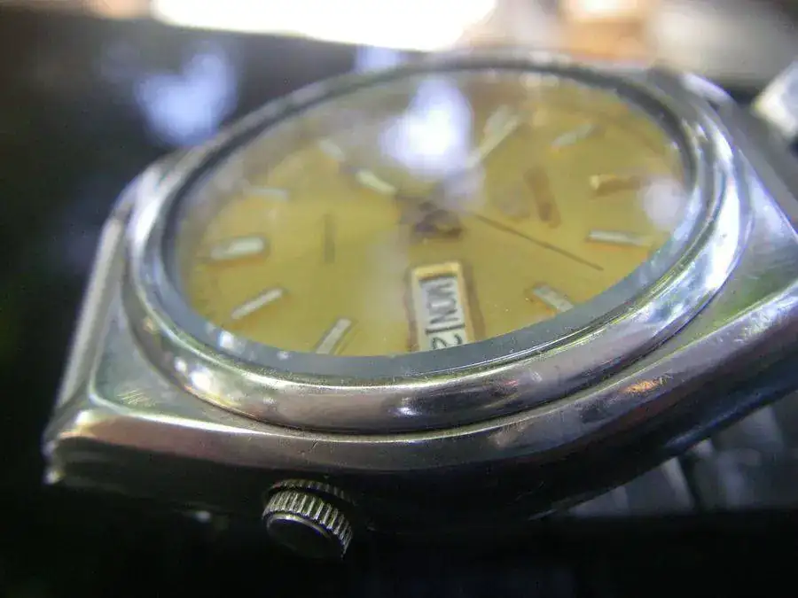 seiko 7S26-3040 JULIO 77 c.webp