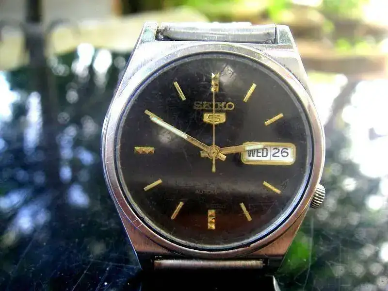seiko 7s26-3070 NOV 77 a.webp