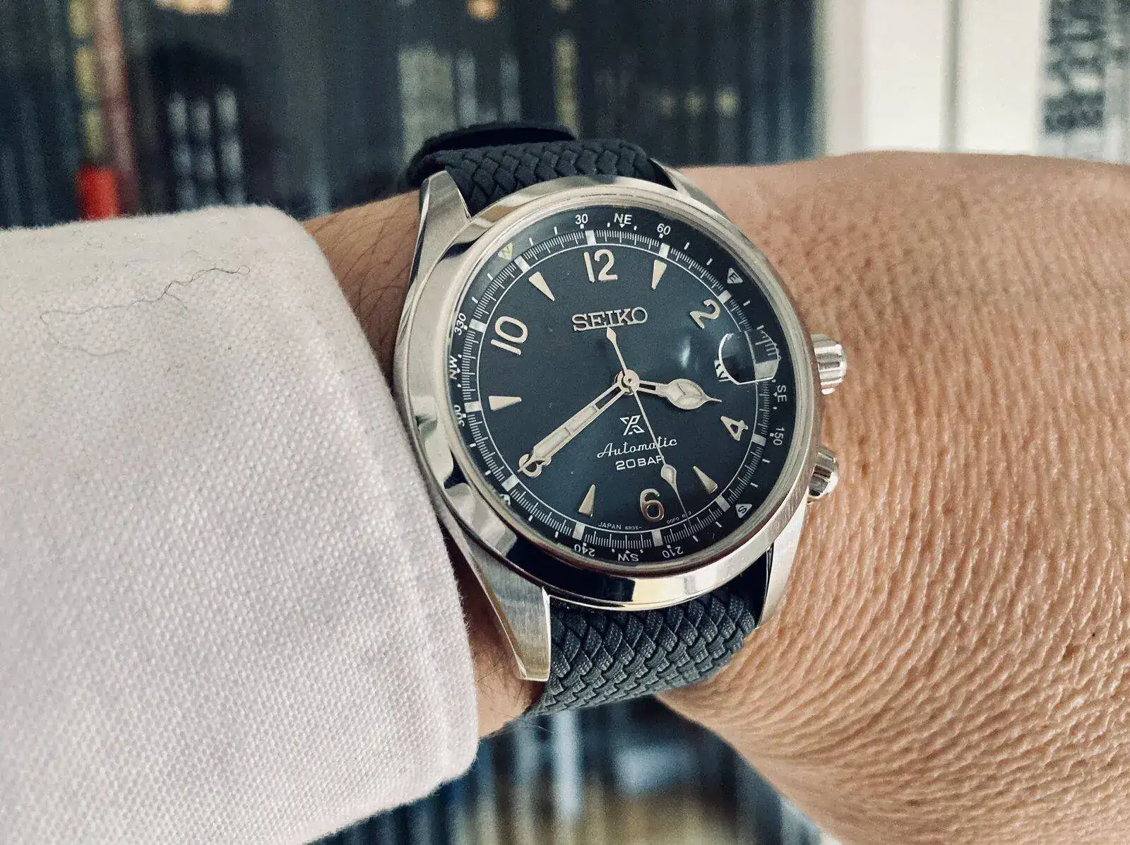 Seiko Alpinist Mountain Glacier SPB199J1 Limited Edition EU Perlon Grey_3.webp