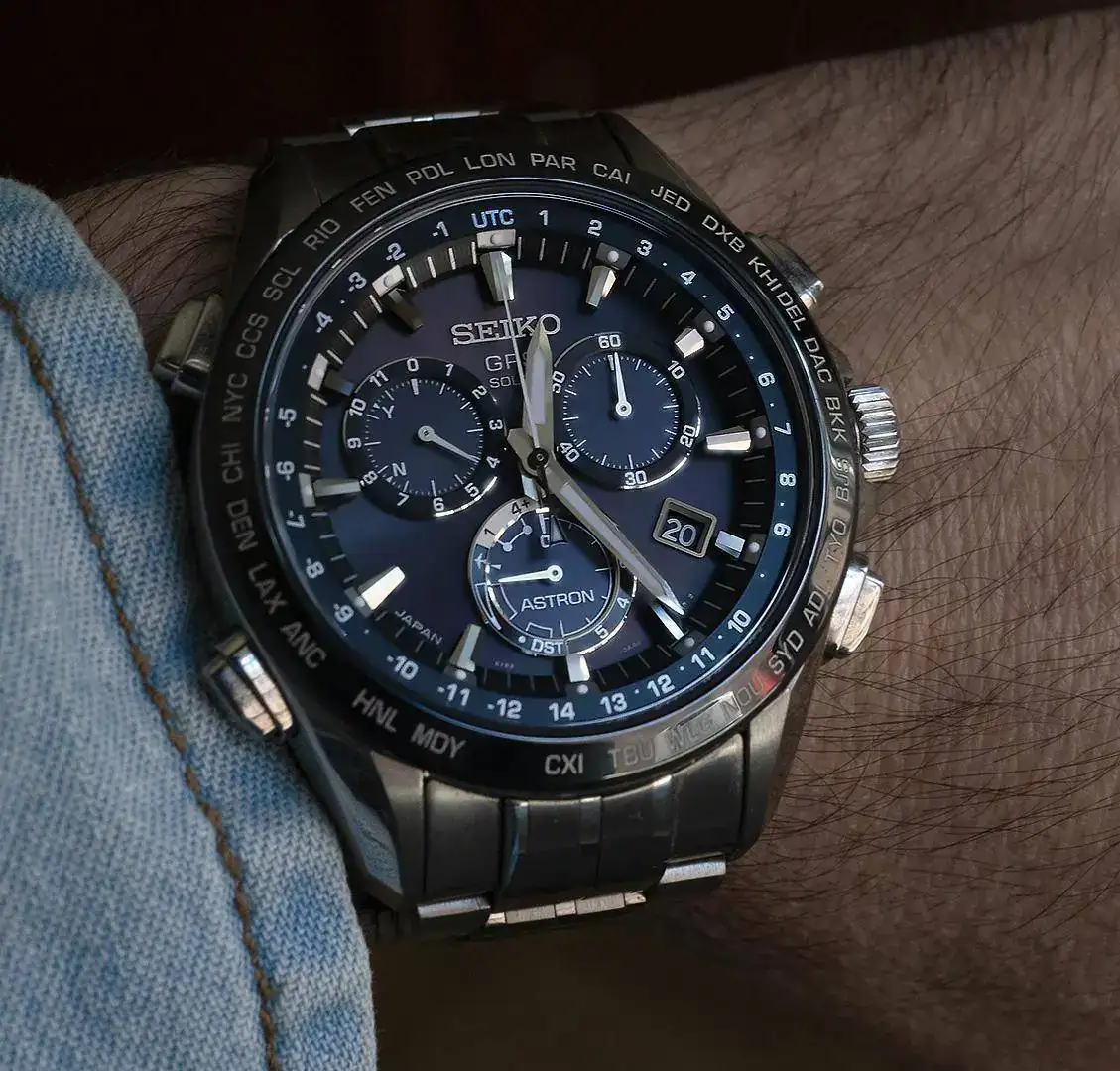 Seiko Astron Titanio 8x82 Ceramico Limited 2.jpg