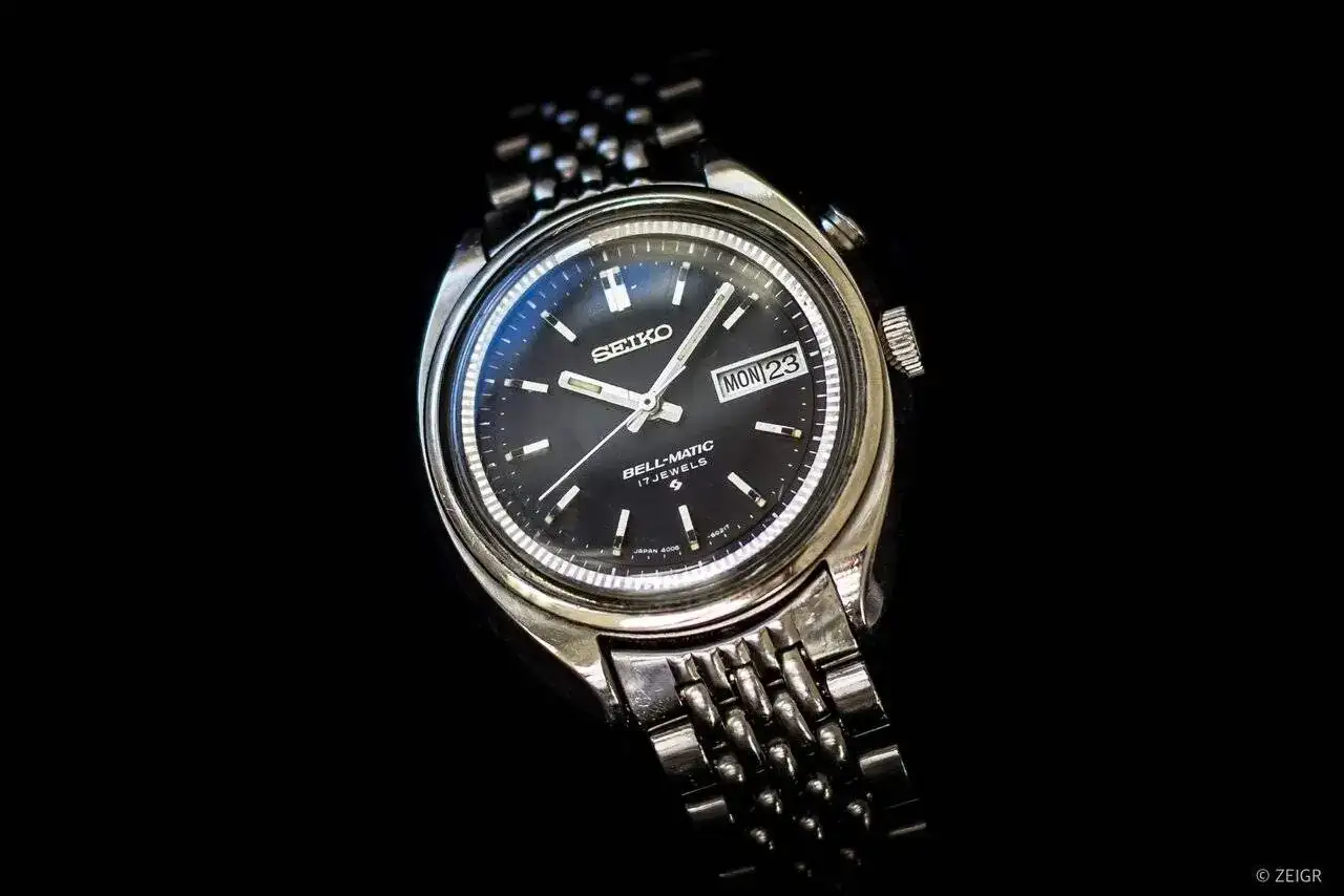 Seiko-Bell-Matic-Armbandwecker-Chrono24-7425.webp