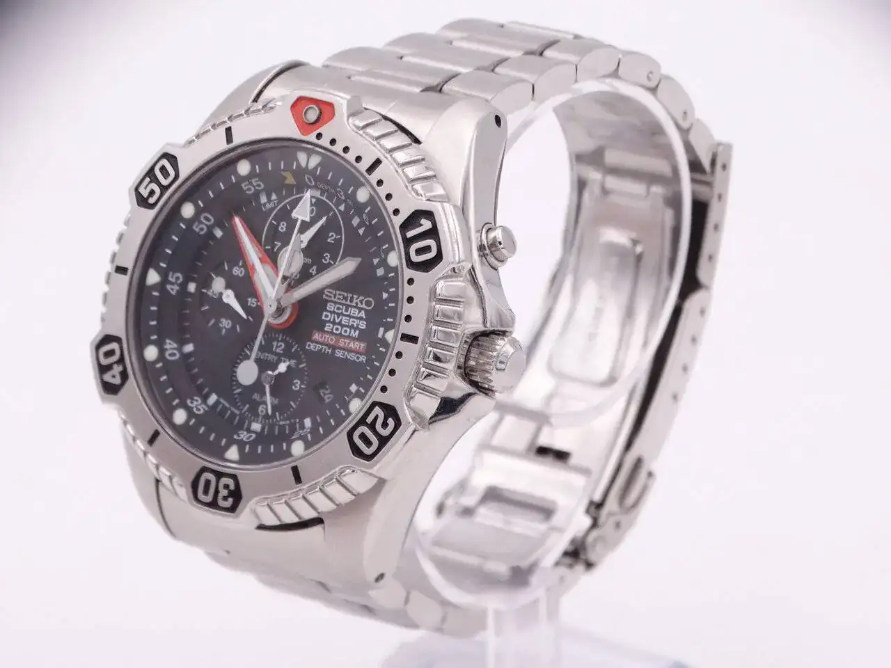 Seiko Diver's Scuba Depth 00181.JPG