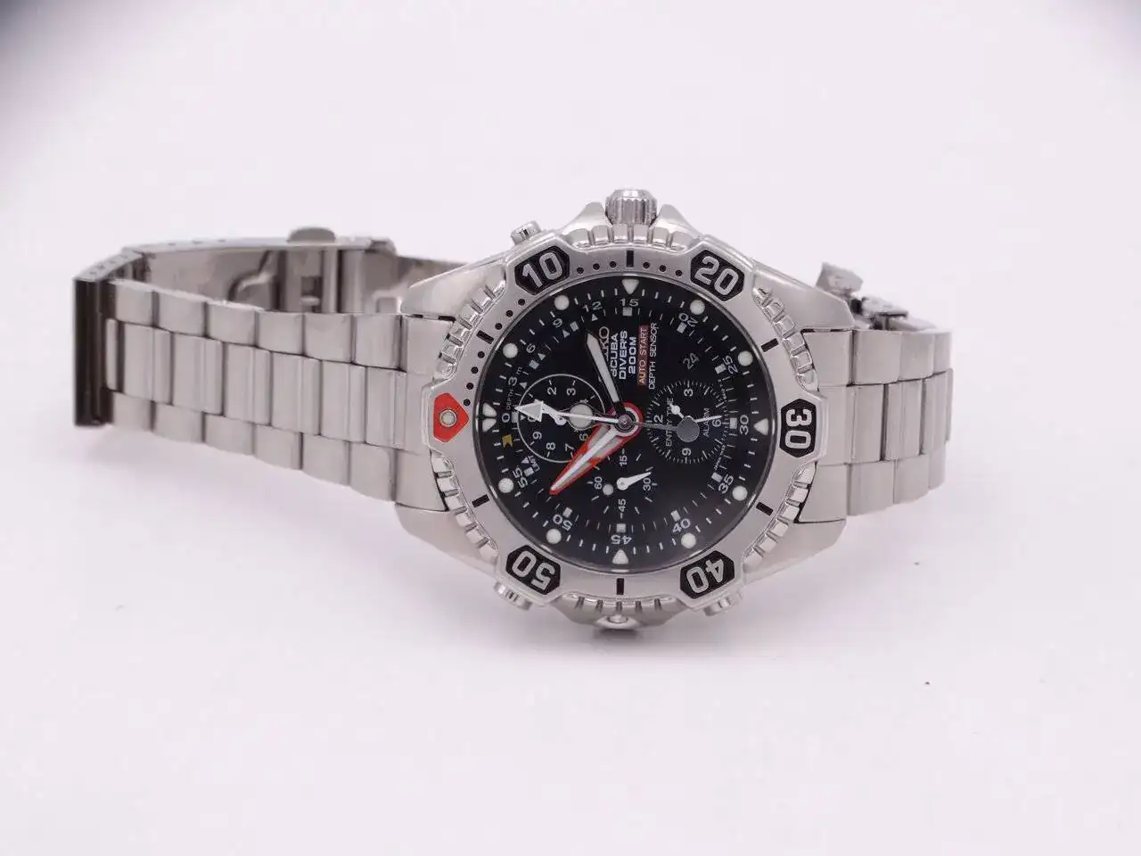 Seiko Diver's Scuba Depth 00195.JPG