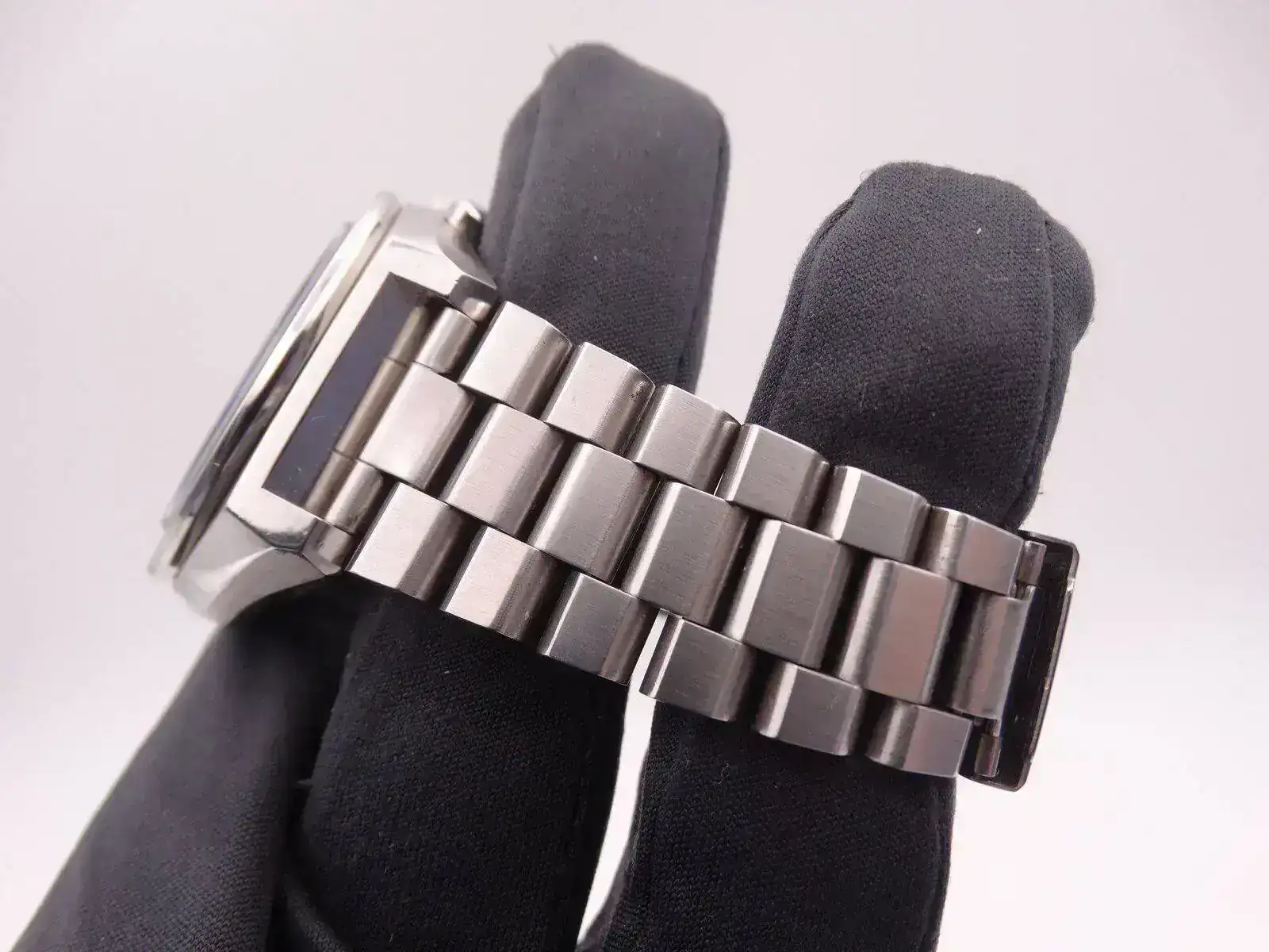 Seiko Kakume Chronograph 9737.webp