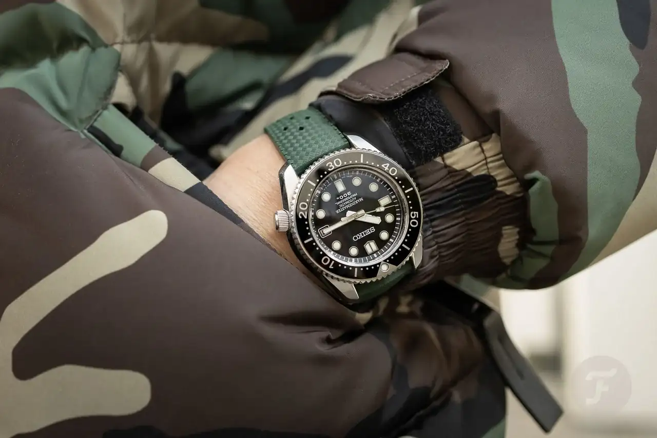 Seiko-Marinemaster300-SBDX001-9.webp