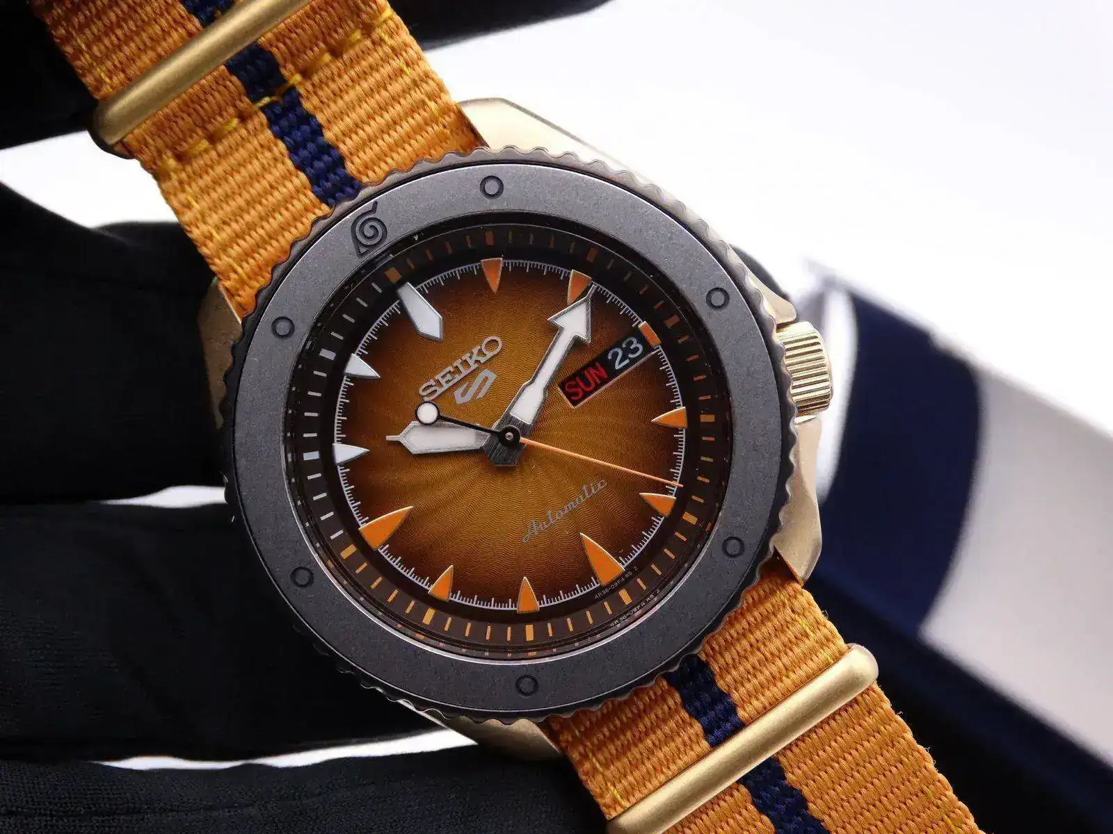 seiko 5 naruto