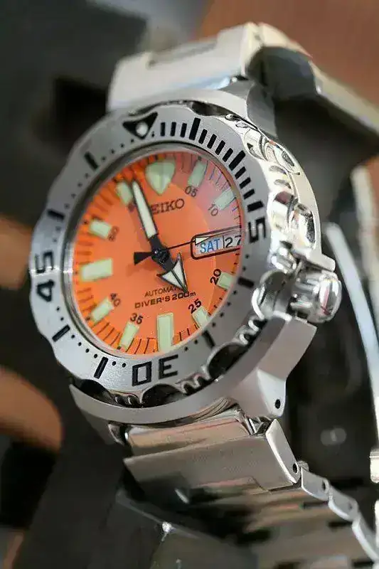 Seiko-Orange-Monster-SKX781-Review-mens-wristwatch.webp