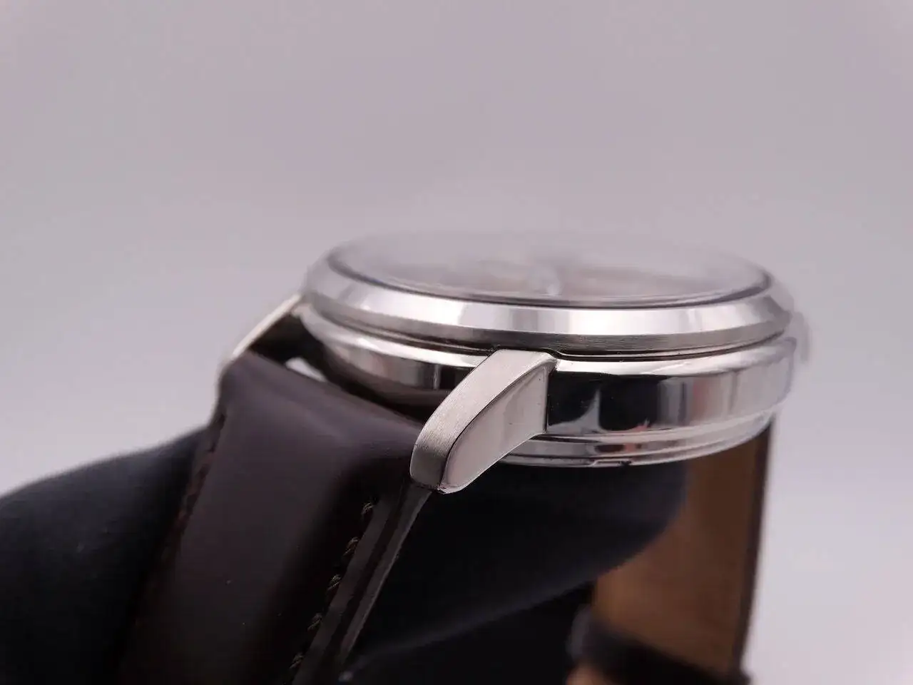 Seiko Presage Automatic Enamel 03779.JPG