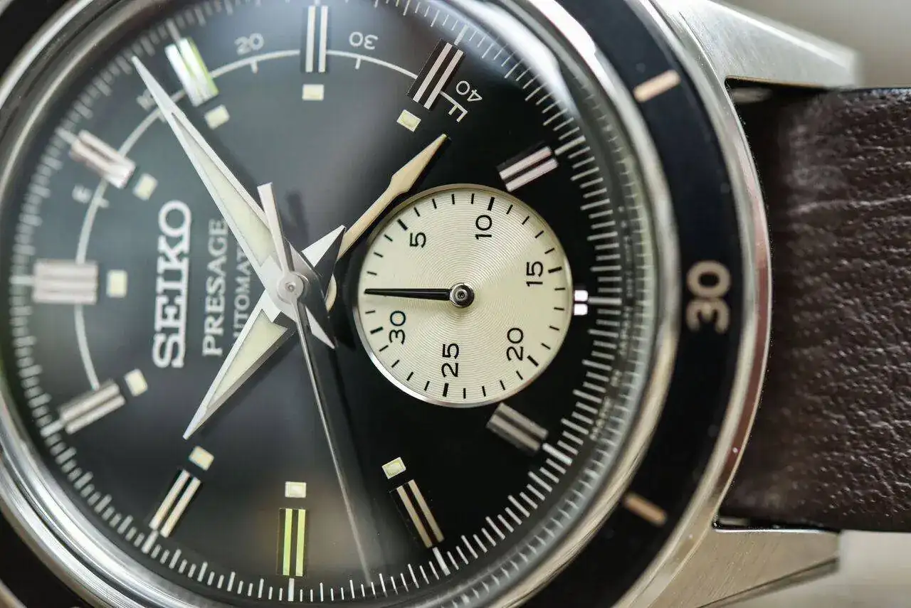 Seiko-Presage-Style-60s-Center-Power-Reserve-Indicator-hands-On-SSA447J1-SSA449J1-SSA451J1-5.webp
