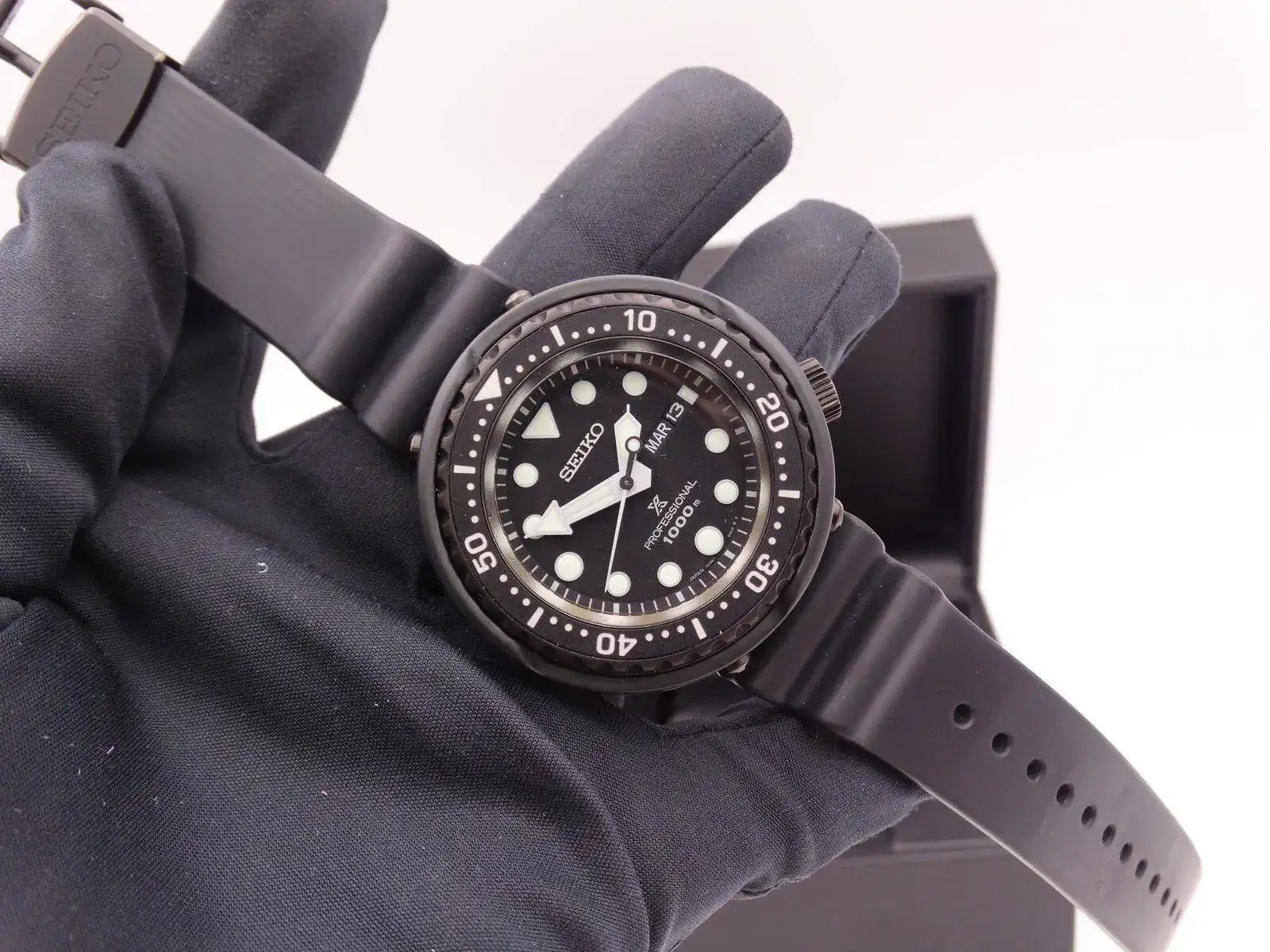 Seiko Prospex Diver MarineMaster 1000m 04519.JPG