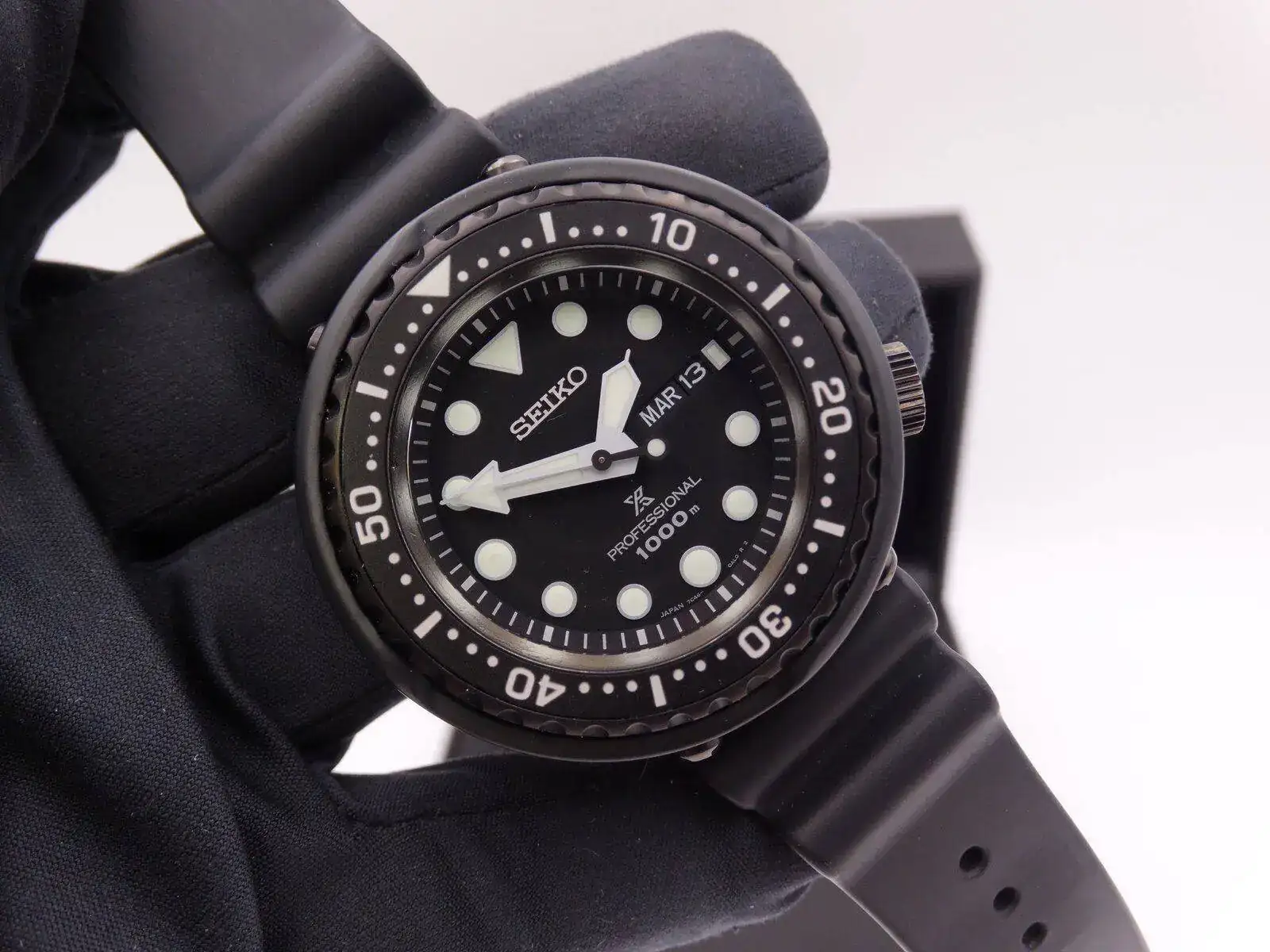 Seiko Prospex Diver MarineMaster 1000m 04522.JPG
