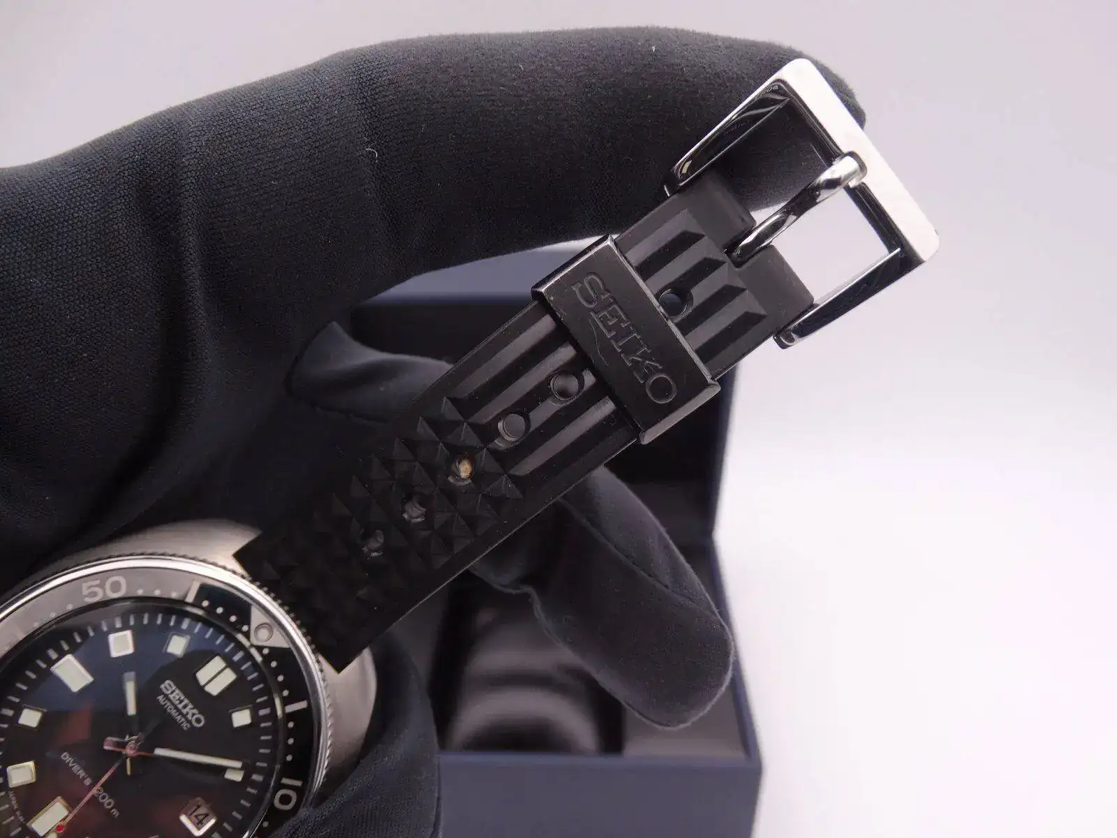 seiko prospex diver's apocalypse now captain willard 04850.webp