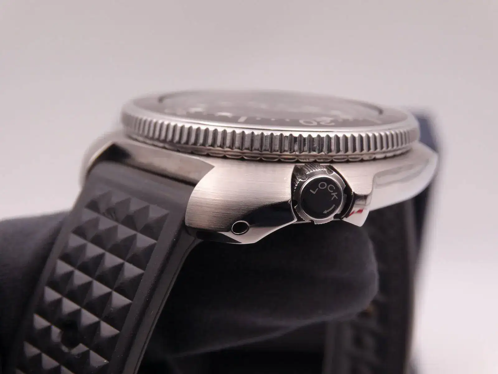 seiko prospex diver's apocalypse now captain willard 04853.webp