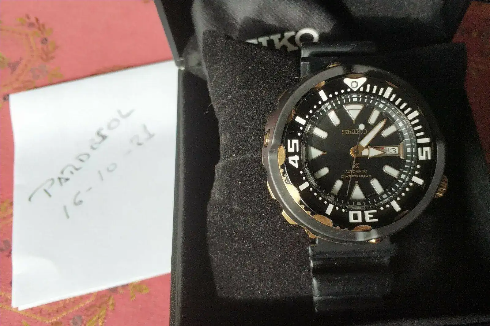 SEIKO PROSPEX DORADO 23.webp