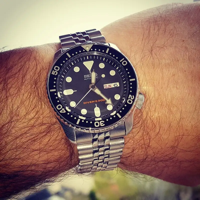 Seiko-Prospex-SKX007-Cal-7-S26-Auto-200-M-3.webp