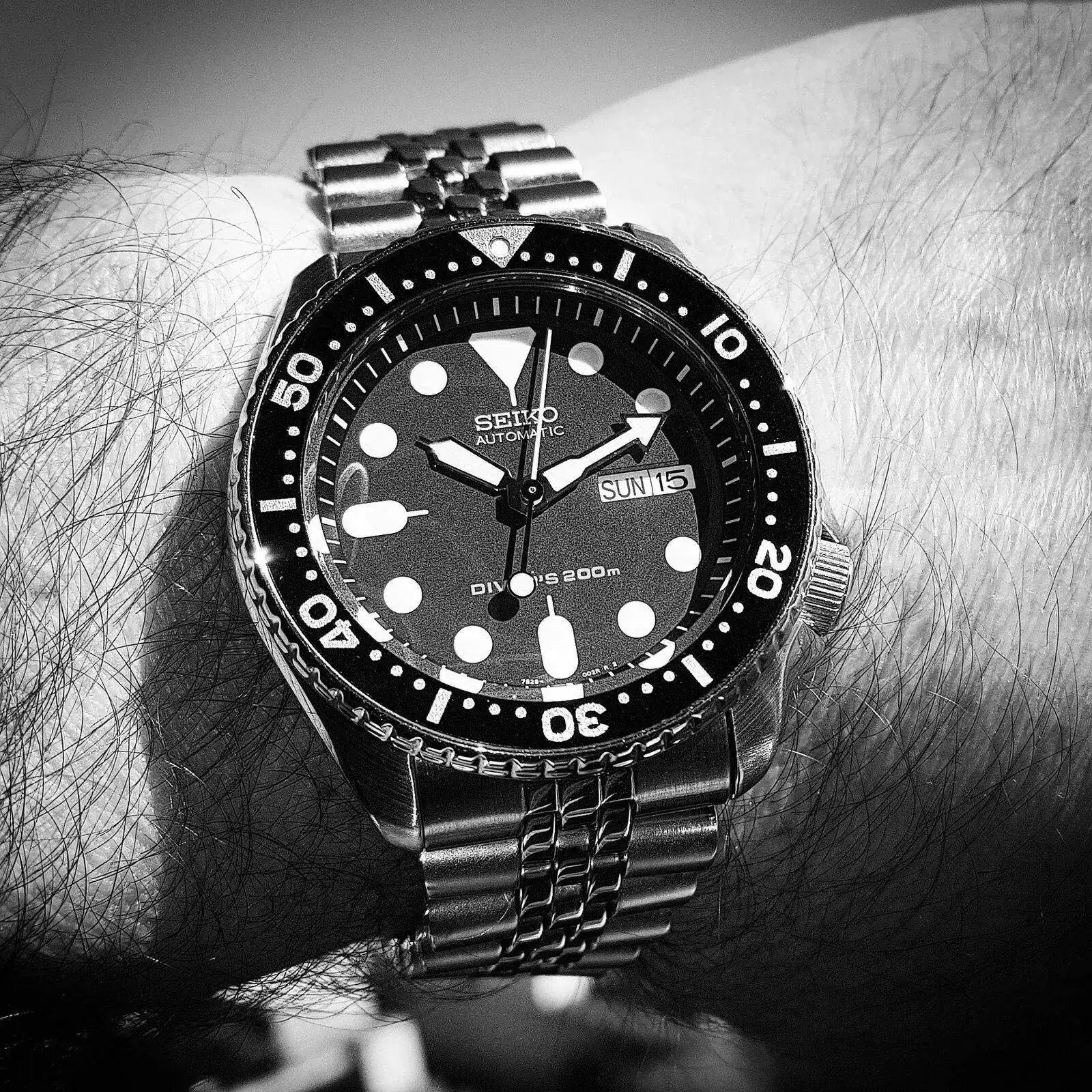 Seiko Prospex SKX007 Cal. 7S26 Auto 200M (B&W) (2).webp