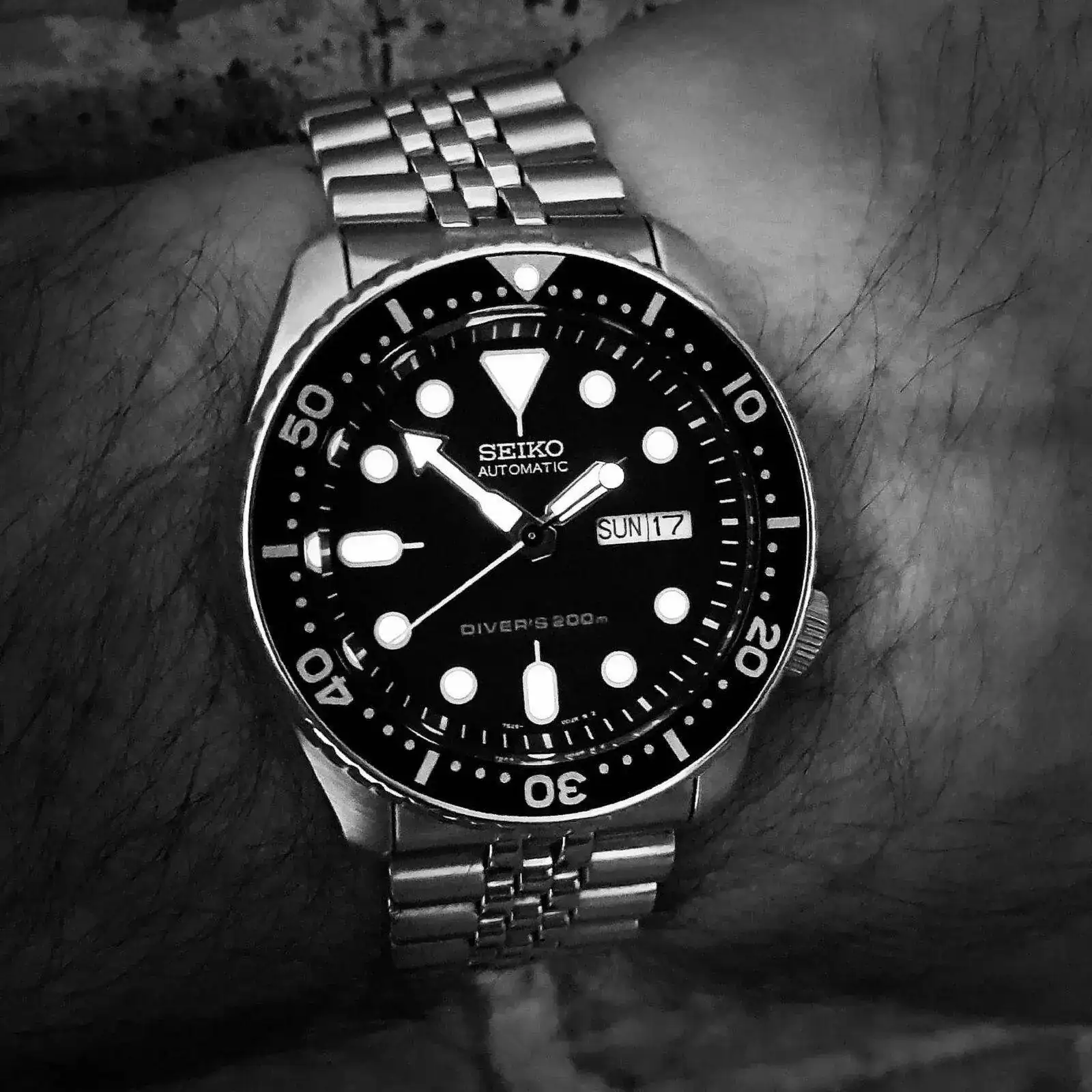 Seiko Prospex SKX007 Cal. 7S26 Auto 200M B&W (2).webp
