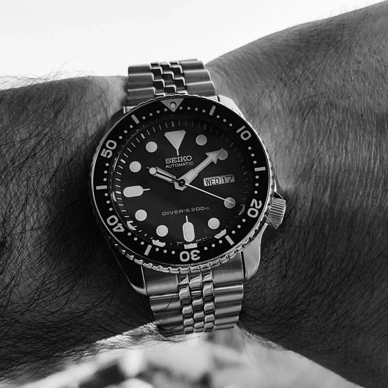 Seiko Prospex SKX007 Cal. 7S26 Auto 200M (B&W).webp