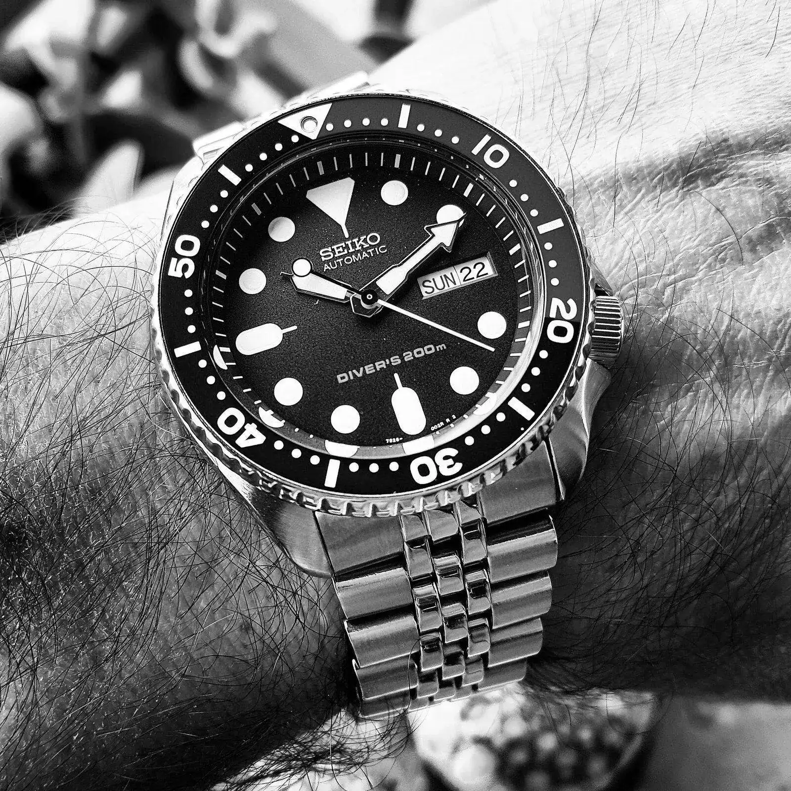 Seiko Prospex SKX009 Cal. 7S26 Auto 200M (B&W).webp