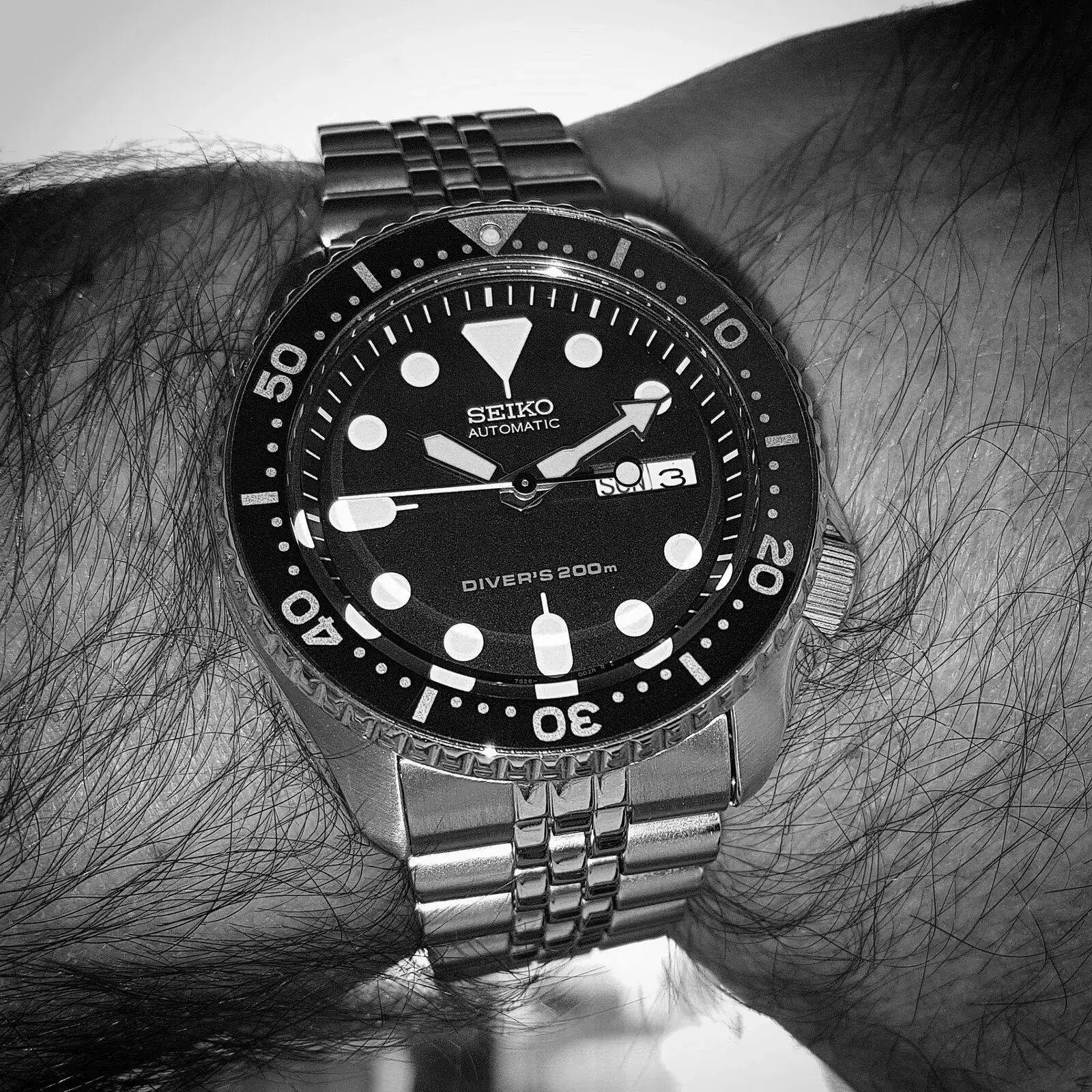 Seiko Prospex SKX009 Cal. 7S26 Auto 200M (B&W).webp