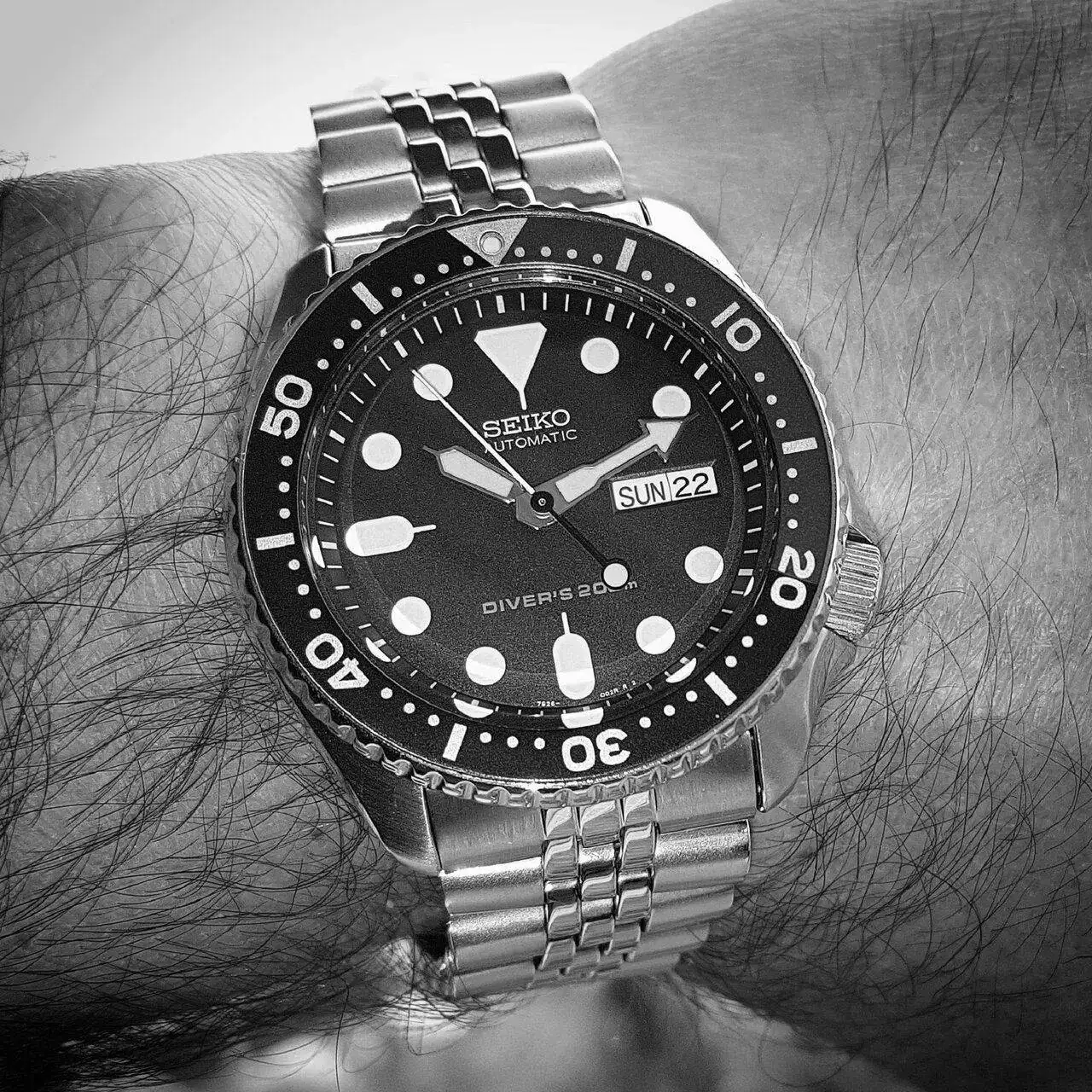 Seiko Prospex SKX009 Cal. 7S26 Auto 200M (ByN).webp