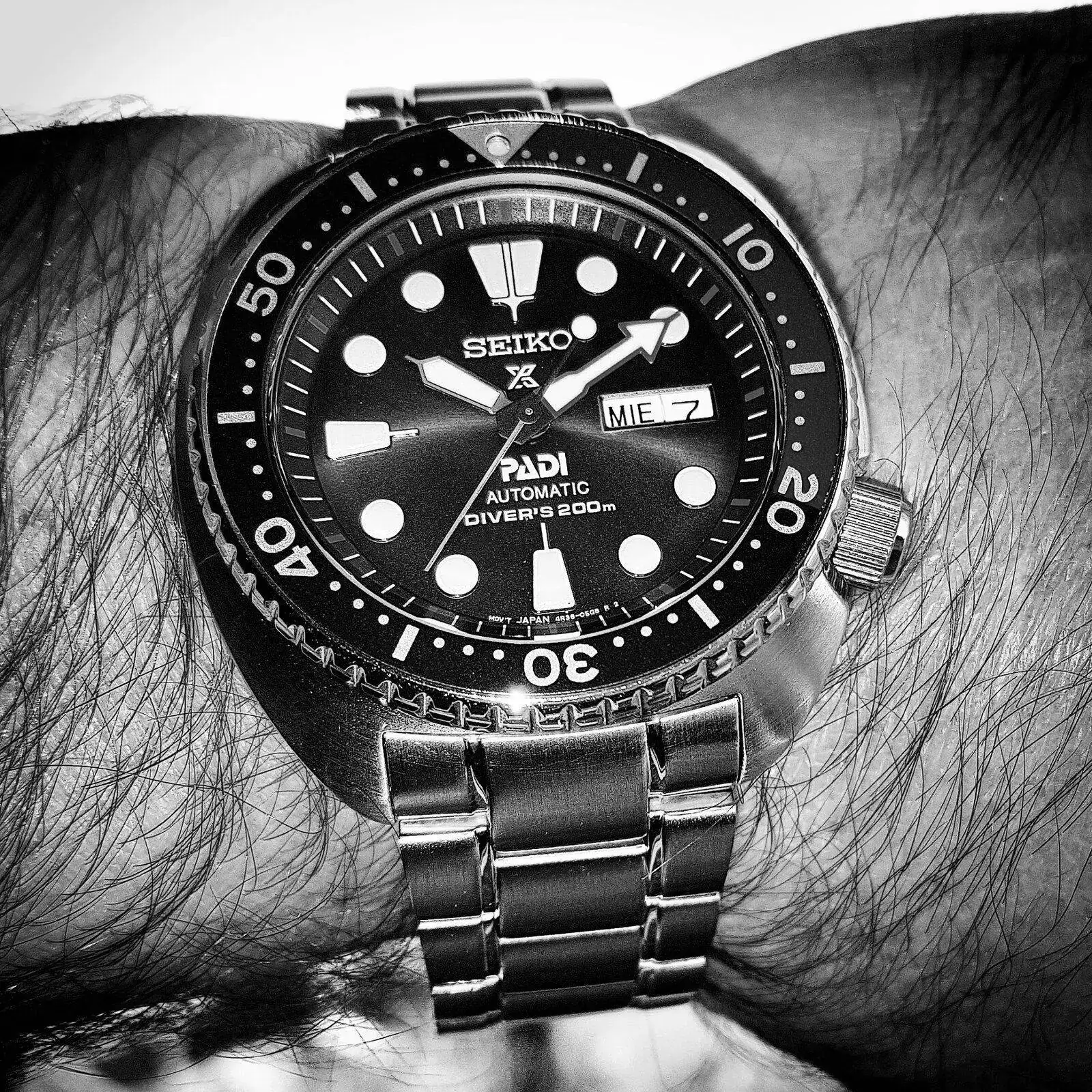 Seiko Prospex SRPA21 'Turtle' PADI Cal. 4R36 Auto 200M (B&W) (2).webp