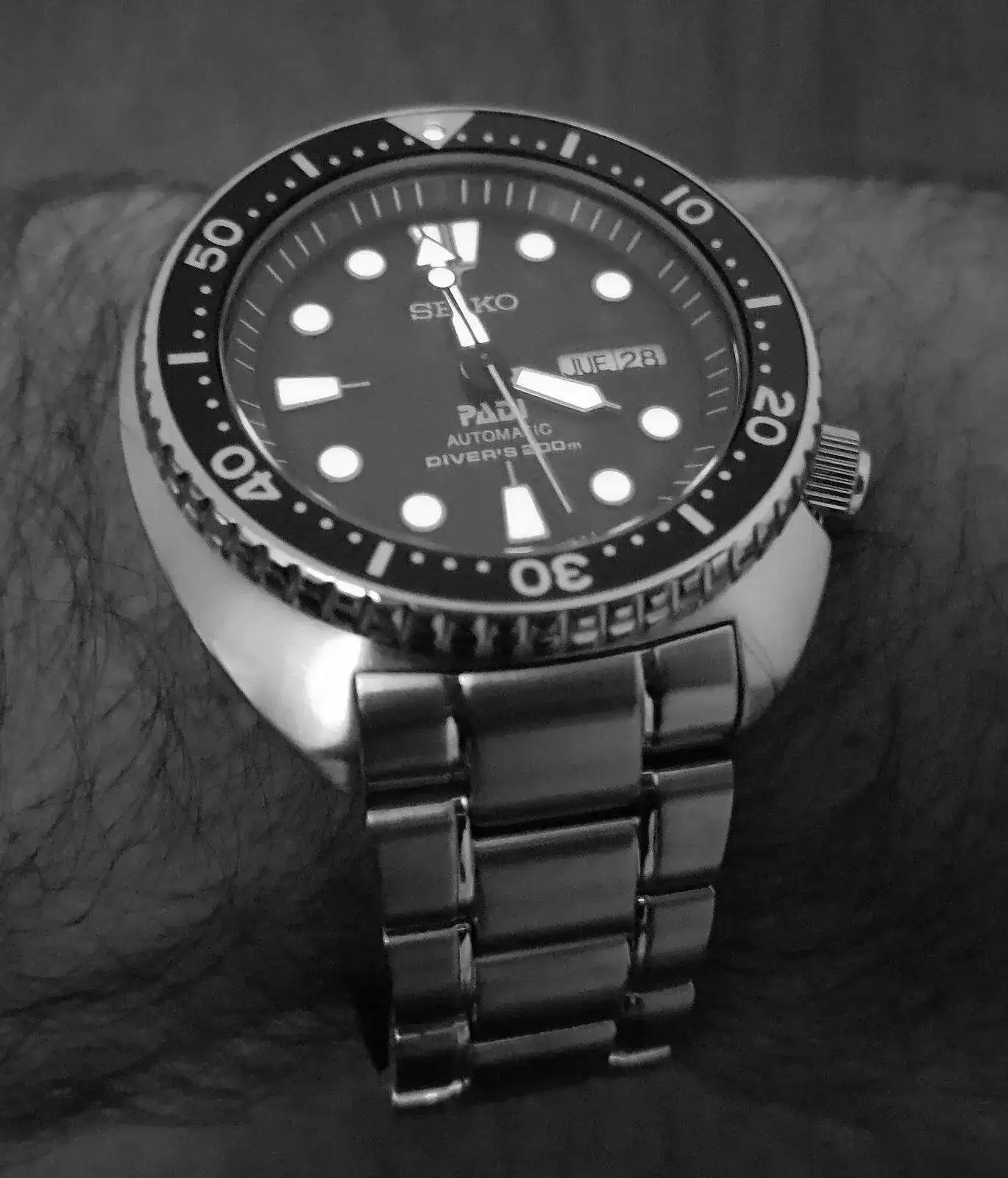 Seiko Prospex SRPA21 'Turtle' PADI Cal. 4R36 Auto 200M (ByN).webp