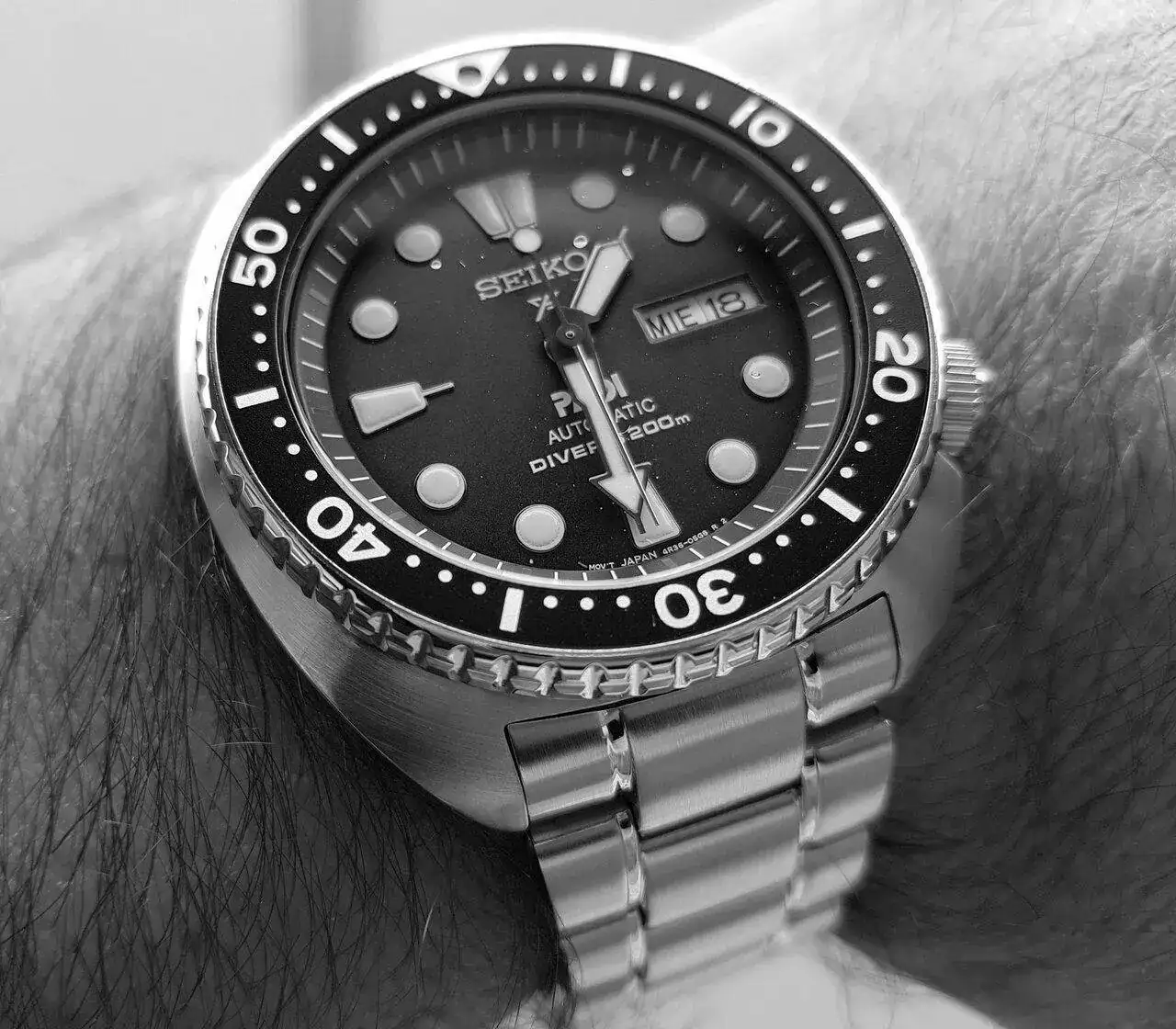 Seiko Prospex SRPA21 'Turtle' PADI Cal. 4R36 Auto 200M (ByN).webp