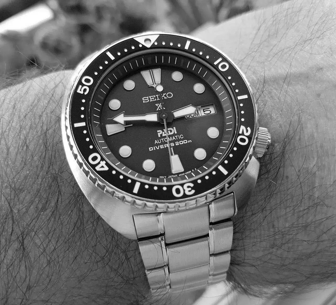 Seiko Prospex SRPA21 'Turtle' PADI Cal. 4R36 Auto 200M (ByN).webp