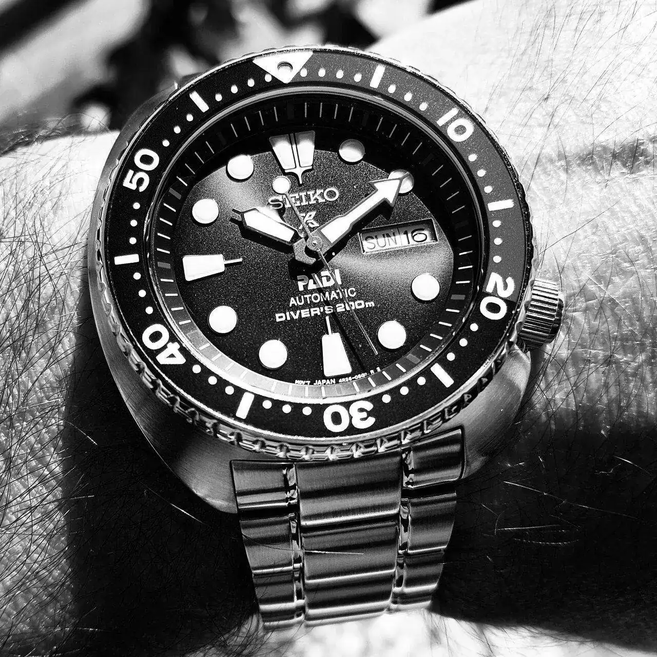 Seiko Prospex SRPA21 'Turtle' PADI Cal. 4R36 Auto 200M (ByN).webp