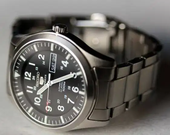 Seiko SNZ13J1.webp
