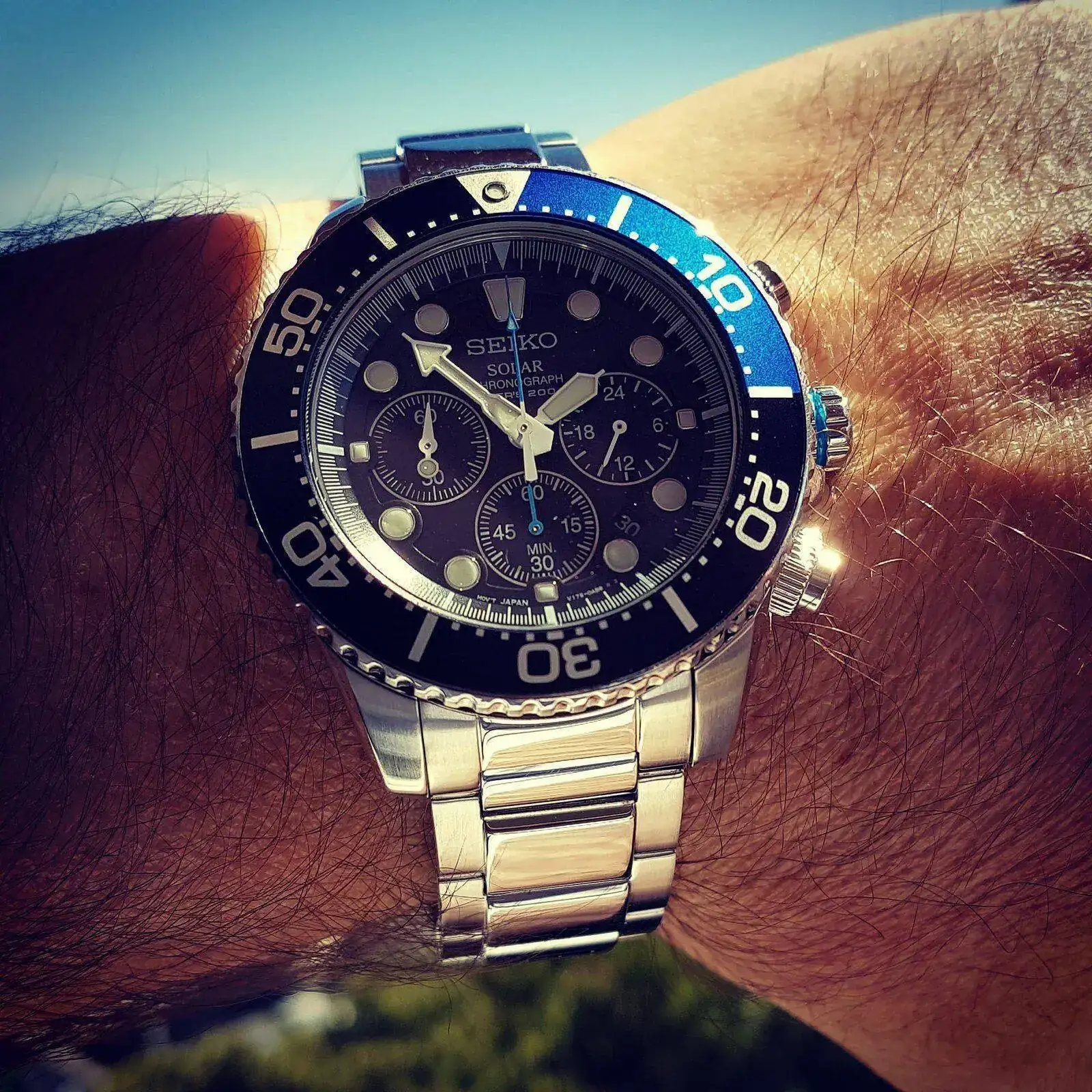Seiko Solar Daytona Submariner Black  SSC017 200M (1).webp