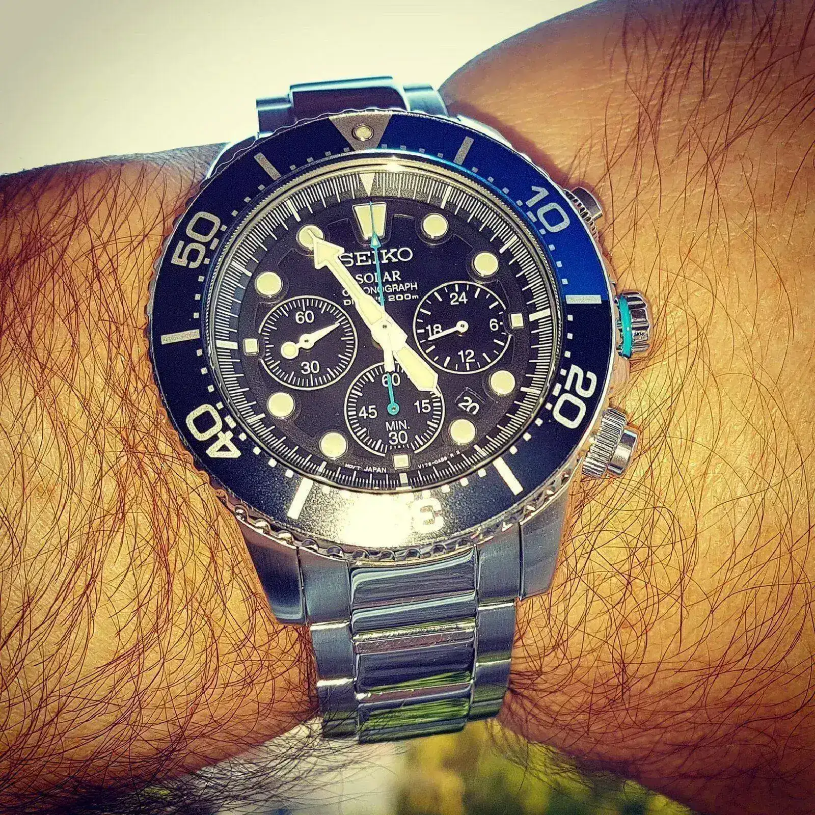Seiko Solar Daytona Submariner Black  SSC017 200M (2).webp