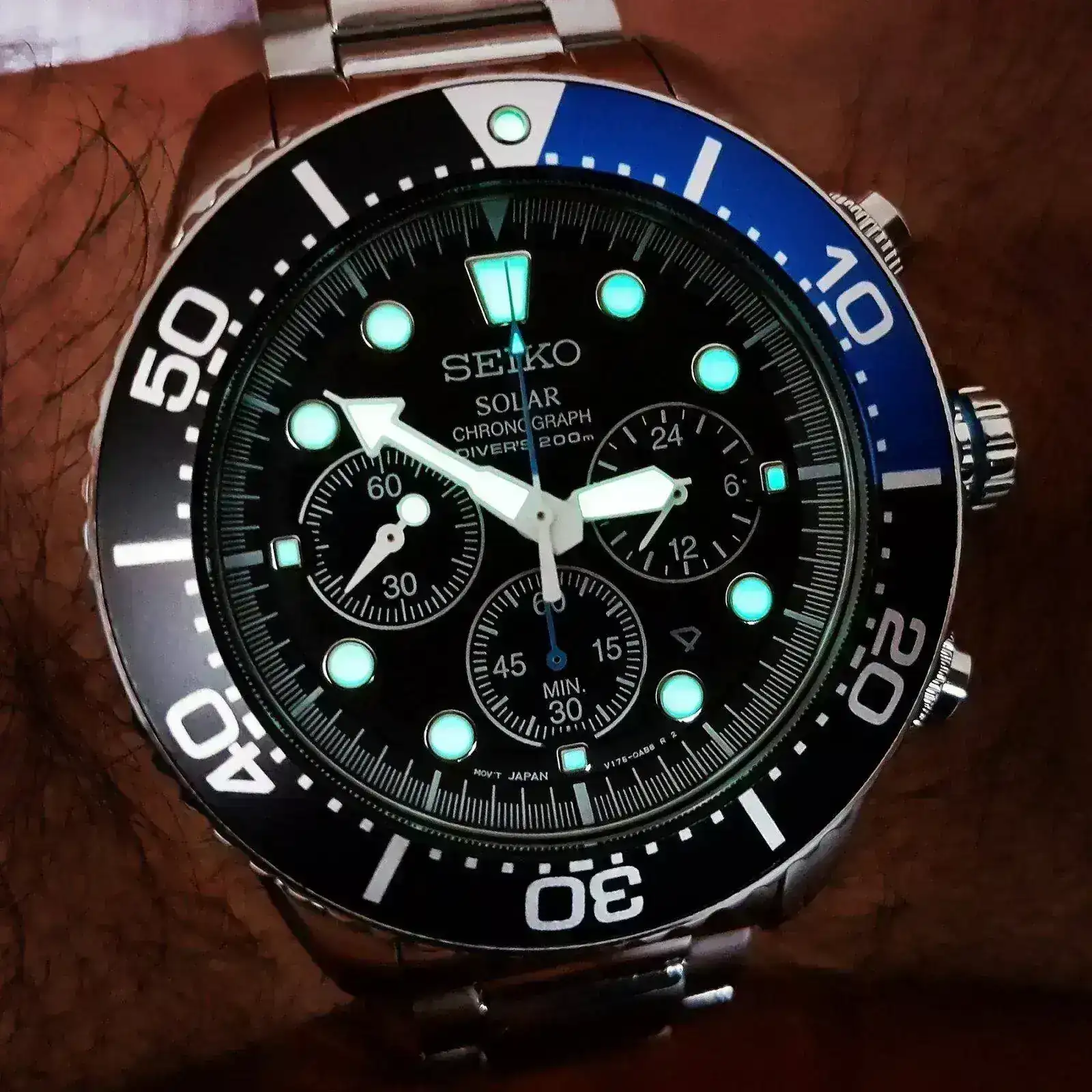 Seiko Solar Daytona Submariner Black  SSC017 200M   (3).webp