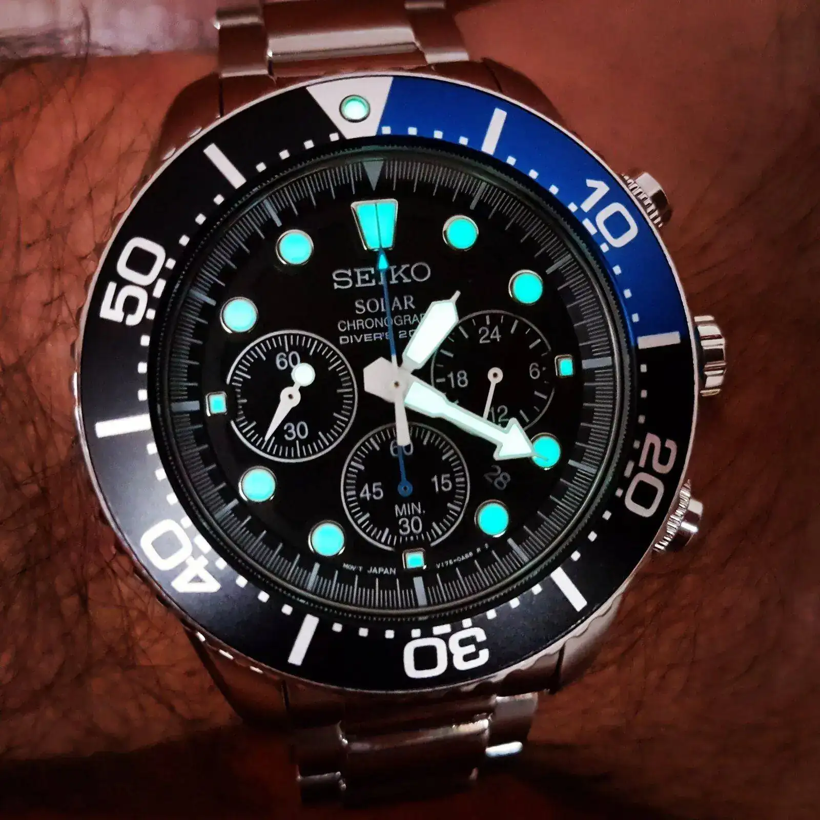 Seiko Solar Daytona Submariner Black  SSC017 200M  (4).webp