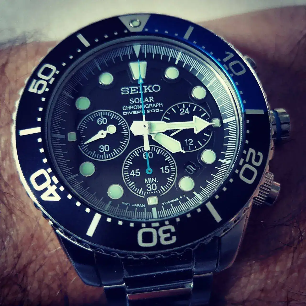 Seiko Solar Daytona Submariner Black  SSC017 200M  (4).webp