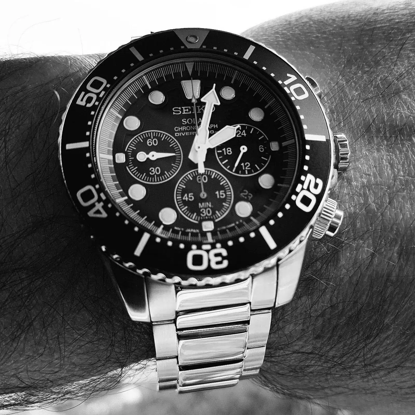 Seiko Solar Daytona Submariner Black  SSC017 200M (B&W).webp