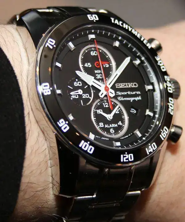 Seiko-Sportura-Alarm-Chronograph-9.webp